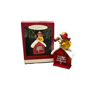 Hallmark 1995 North Pole 911 Woodchuck In Case of Emergency Break Glass